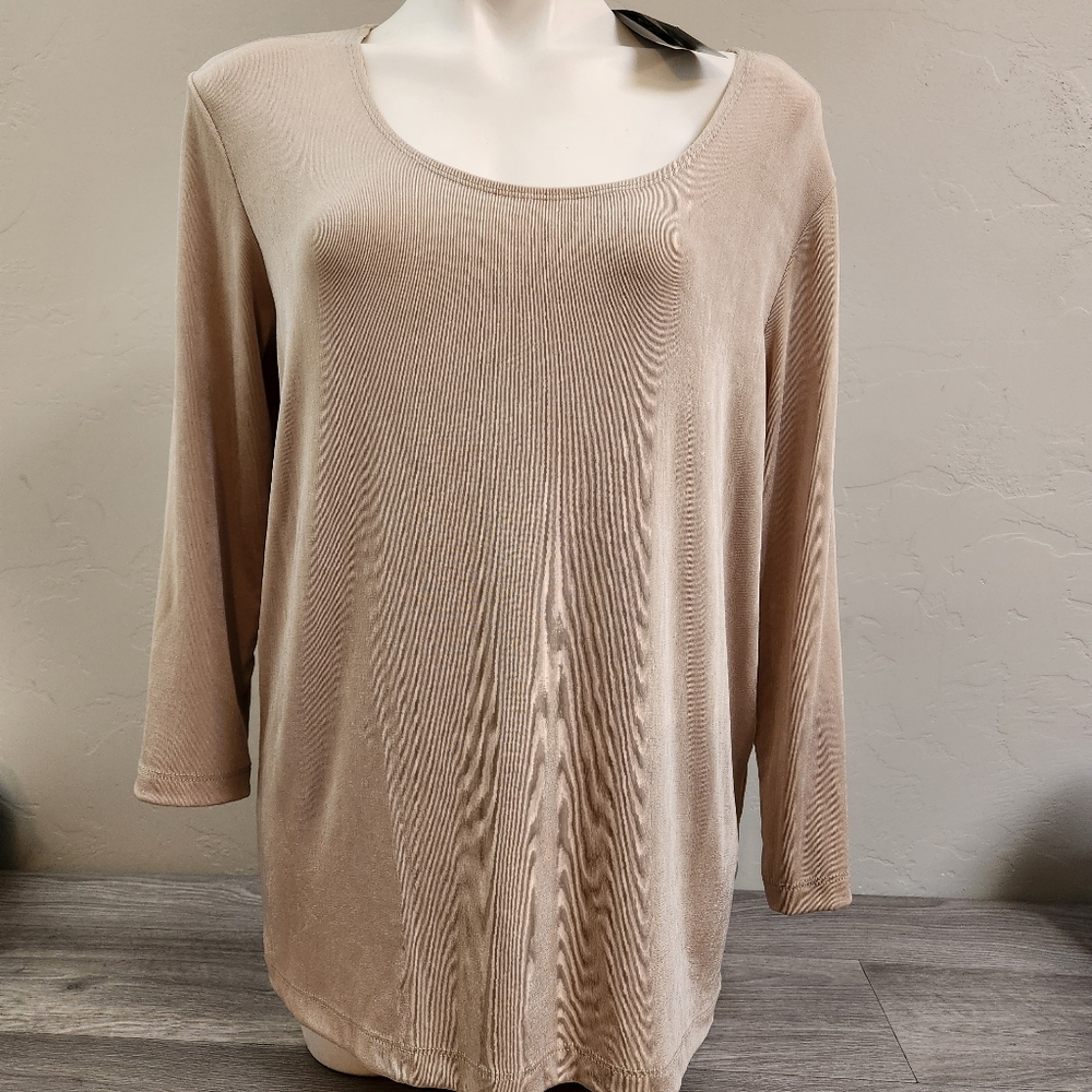 Slinky Brand Tan Tunic Top Size L NEW Stretchy Quarter Sleeves Scoop Neck Travel